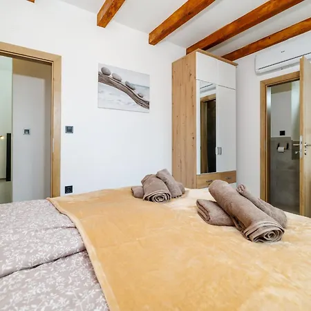 Stone House Zen Hébergement de vacances