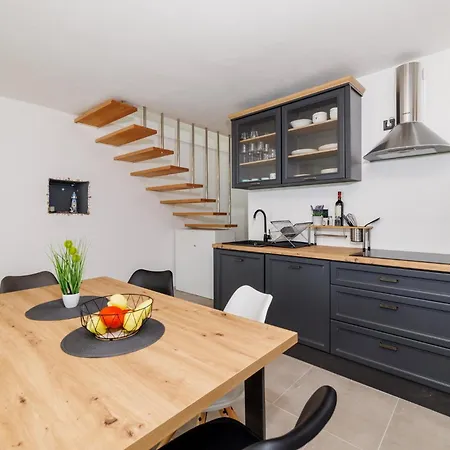 Stone House Zen Grižane