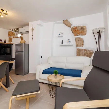 Stone House Zen Hébergement de vacances