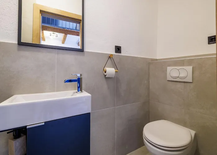 Stone House Zen 度假居