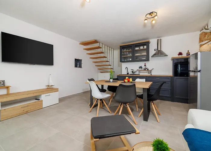 度假居 Stone House Zen